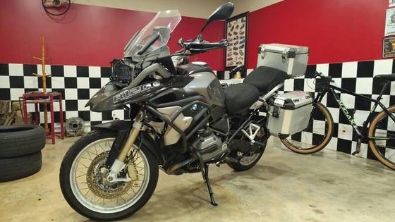 BMW R 1200 GS BMW R 1200 GS